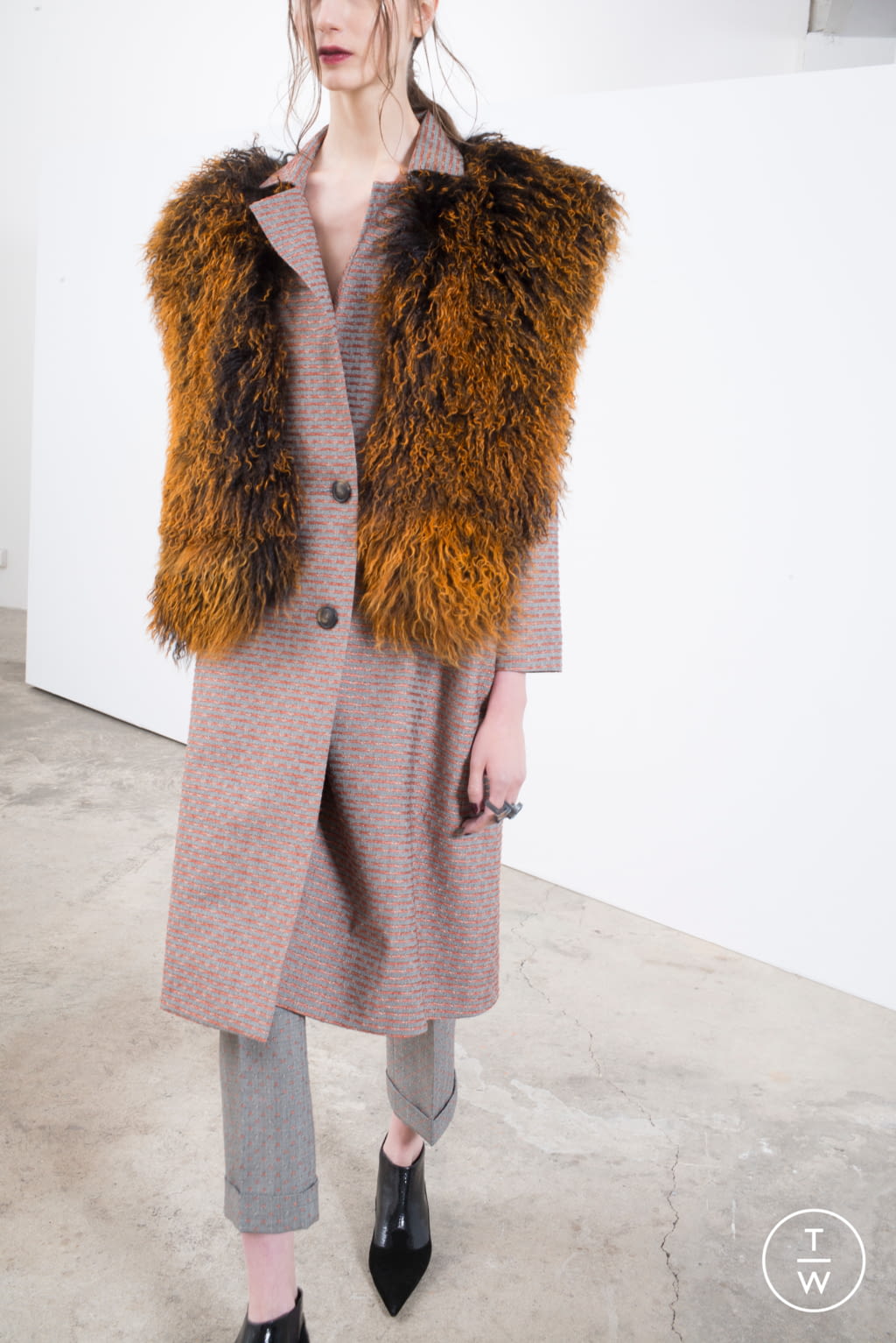 Fashion Week Paris Fall/Winter 2016 look 14 from the Sharon Wauchob collection womenswear
